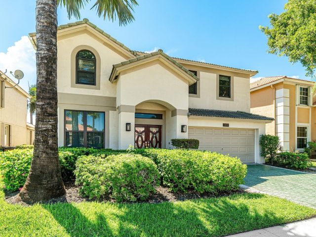 Home for sale at 1115 Avondale Court - photo 6514023