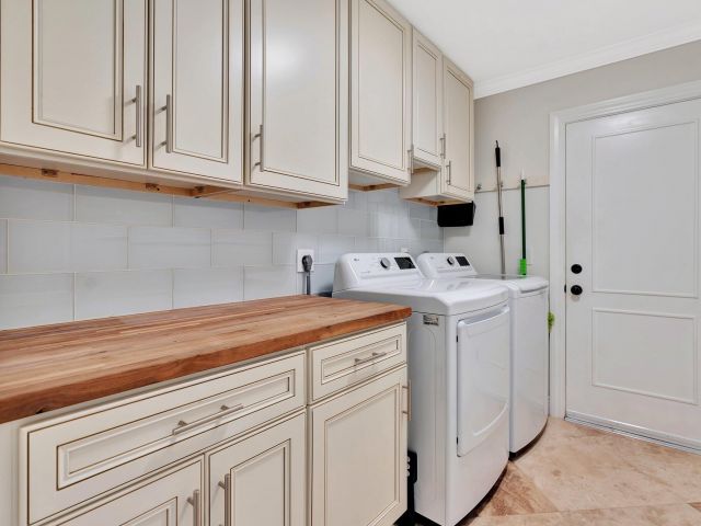 Home for sale at 13708 Whispering Lakes Lane - photo 6544687