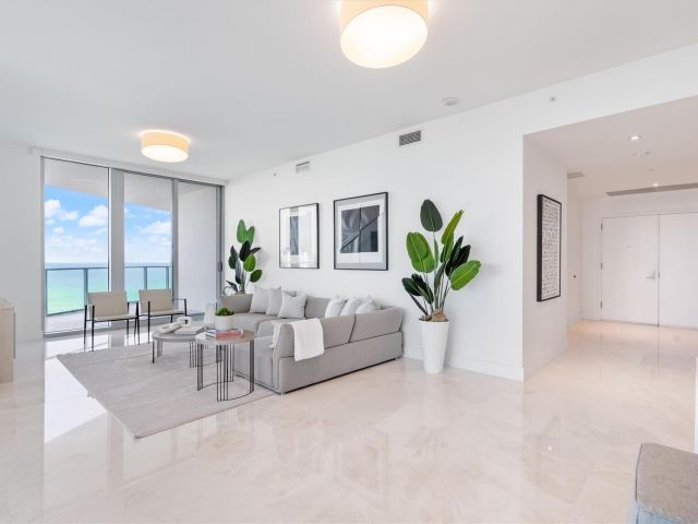 Apartment for sale  Unit #1206 - photo 6462142