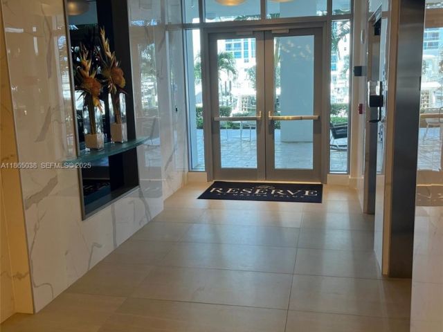 Apartment for rent  Unit #1806 - photo 6686151