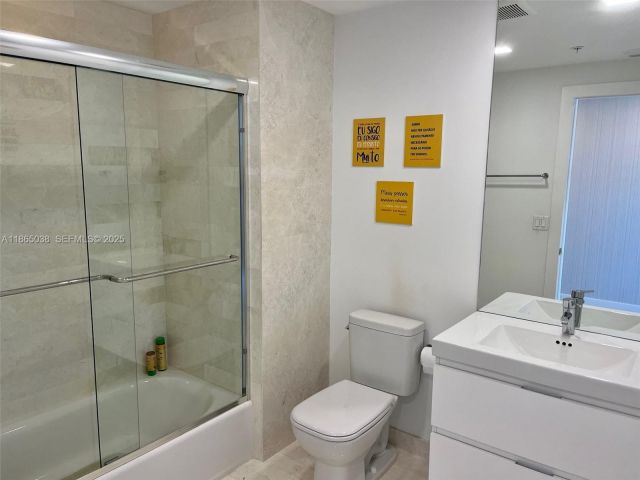 Apartment for rent  Unit #1806 - photo 6686156