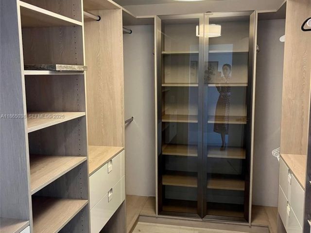 Apartment for rent  Unit #1806 - photo 6686159