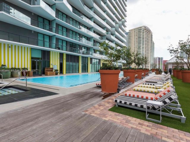 Apartment for sale  Unit #1602 - photo 6460431