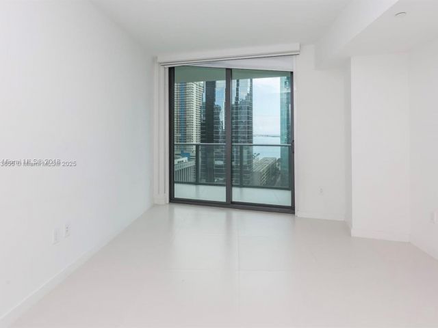 Apartment for sale  Unit #1602 - photo 6460438