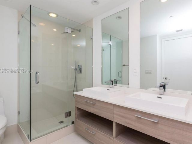 Apartment for sale  Unit #1602 - photo 6460440