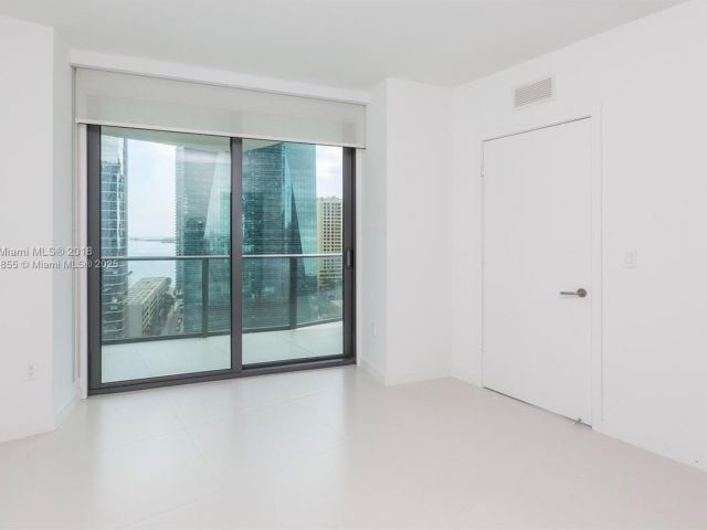 Apartment for sale  Unit #1602 - photo 6460445
