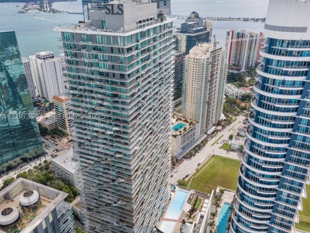 2-bedroom condo for sale in Miami - 1300 S Miami Ave 1602 - MondialRealty