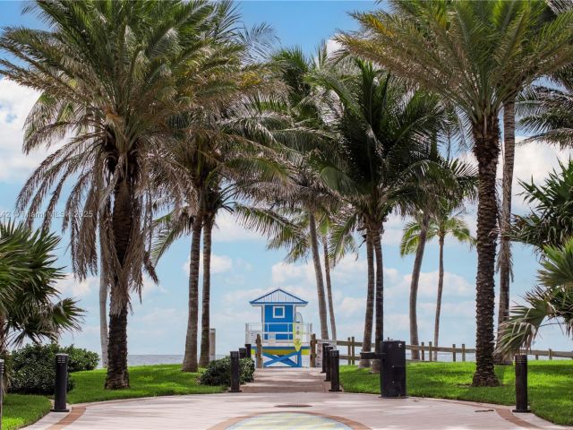 Apartment for sale  Unit #1001 - photo 6466493