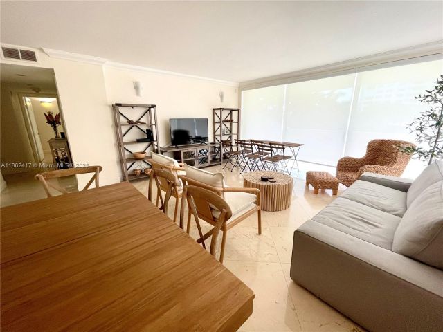 Apartment for rent  Unit #209 - photo 6469854