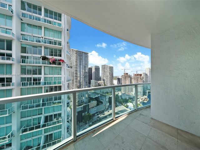 Apartment for rent  Unit #3421 - photo 6475184