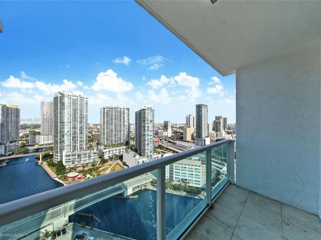 Apartment for rent  Unit #3421 - photo 6475185