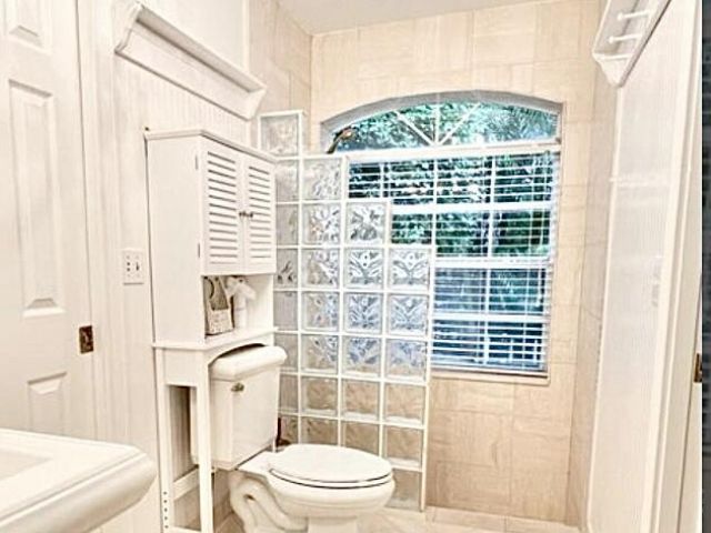 Home for rent at 1014 Lewis Cove - photo 6505760