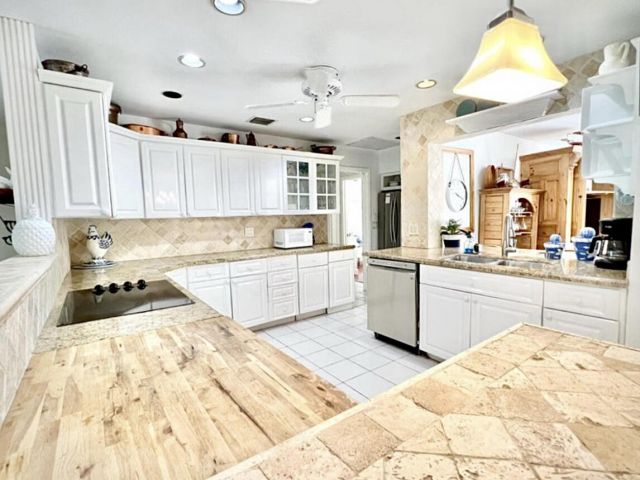 Home for rent at 1014 Lewis Cove - photo 6505771