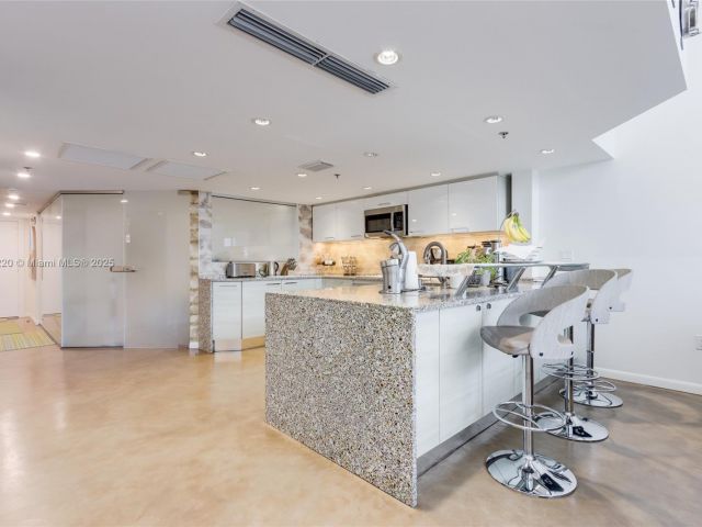 Apartment for sale  Unit #P2 - photo 6480743