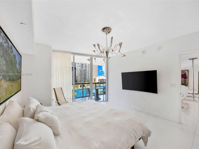 Apartment for sale  Unit #712-714 - photo 6460339