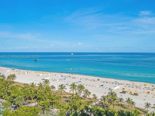 3-bedroom condo for sale in Miami Beach - 1500 Ocean Drive 1003 - MondialRealty