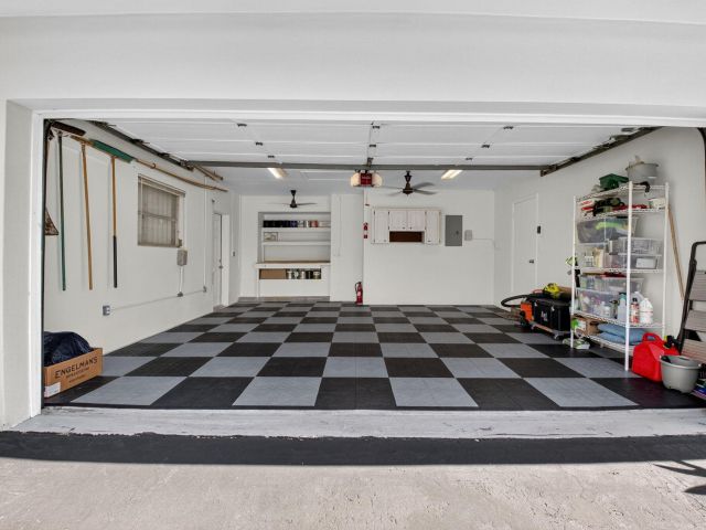 Home for rent at 937 Banyan Drive - photo 6505555