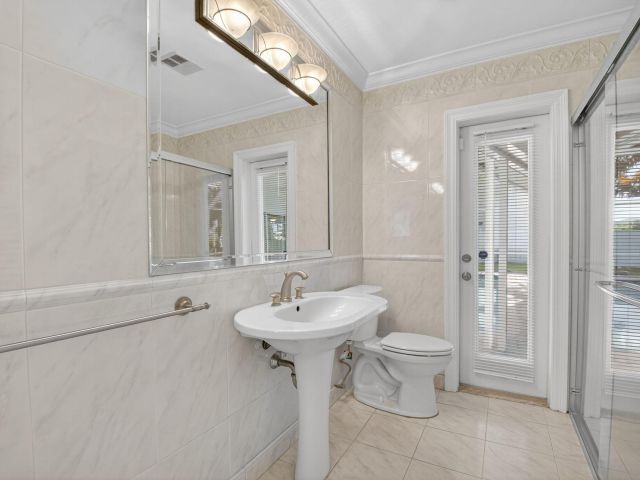 Home for rent at 937 Banyan Drive - photo 6505556