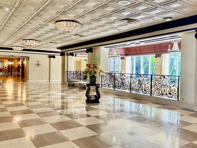 2-bedroom condo for rent in Hallandale Beach - 2030 S Ocean Dr 1022 - MondialRealty