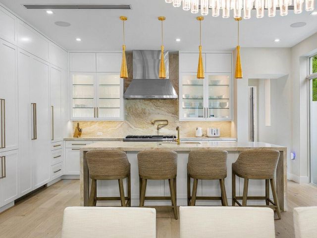 Home for rent at 909 Bond Way - photo 6505681