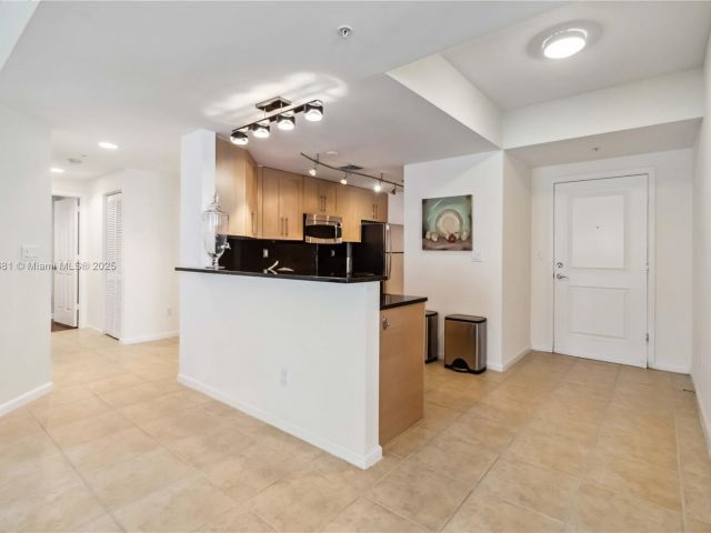 Apartment for sale  Unit #1214 - photo 6470672