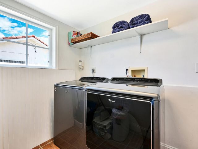 Home for rent at 904 SE 12th Street - photo 6464111