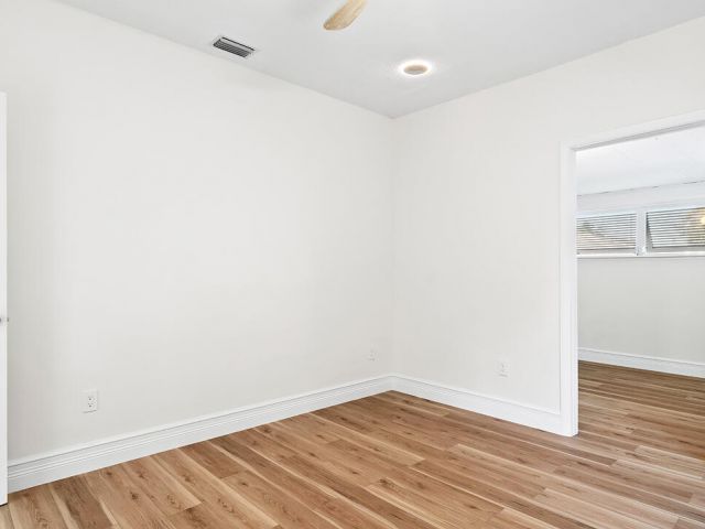 Home for rent at 436 51st Street - photo 6533919