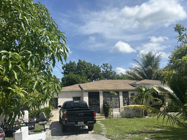 Home for sale at 565 NW 143rd Street - photo 6597966