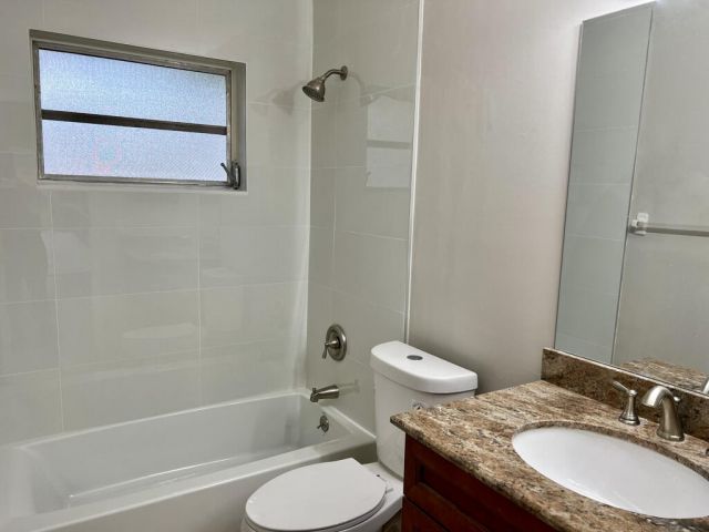 Home for rent at 3421 NW 25th Terrace - photo 6795504