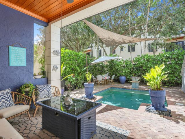 Home for rent at 1020 Miramar Drive - photo 6505674