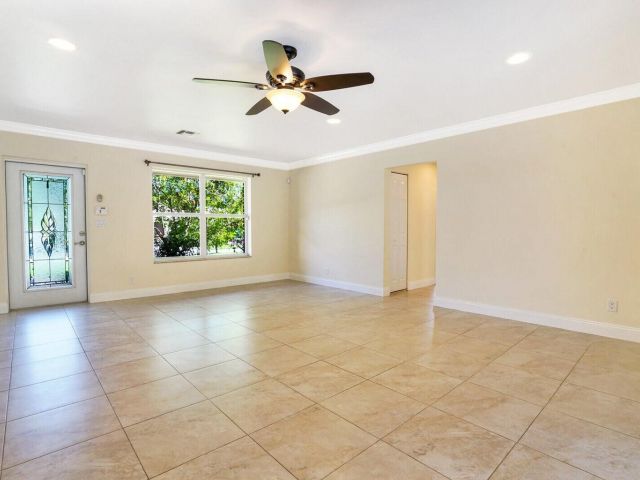 Home for rent at 1104 Little Harbor Drive - photo 6466466