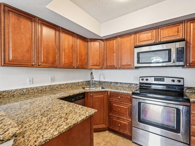 Home for rent at 4075 Village Drive B - photo 6505619