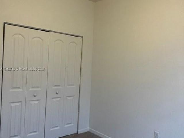 4-bedroom home for rent in Homestead - 608 NE 33rd Ter 608 - MondialRealty