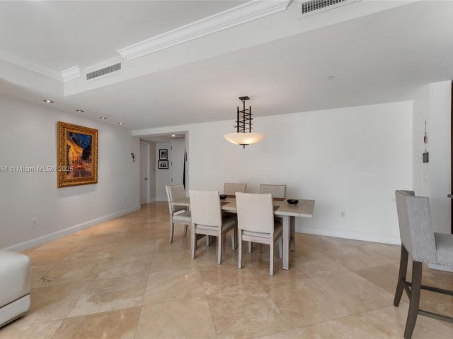 Apartment for sale  Unit #2801 - photo 6472543