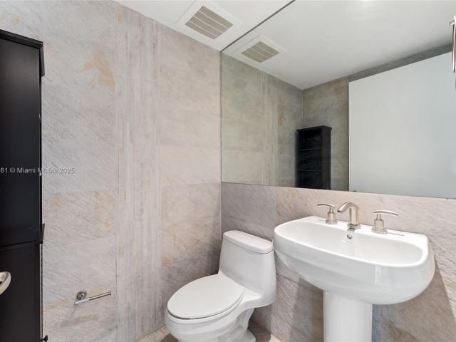 Apartment for sale  Unit #2801 - photo 6472553