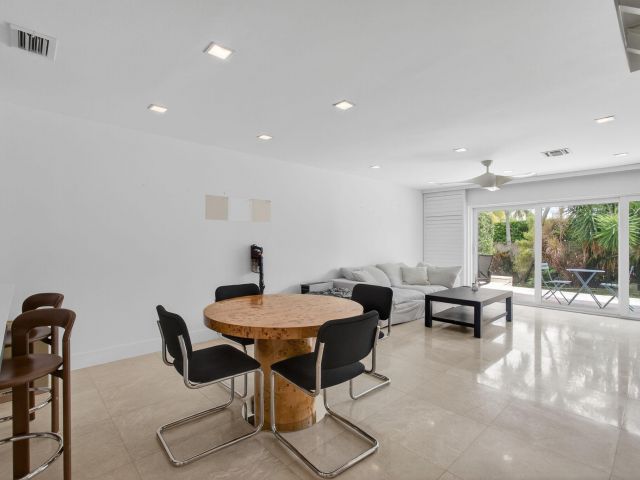 Home for rent at 130 Andrews Avenue W 4 - photo 6532747