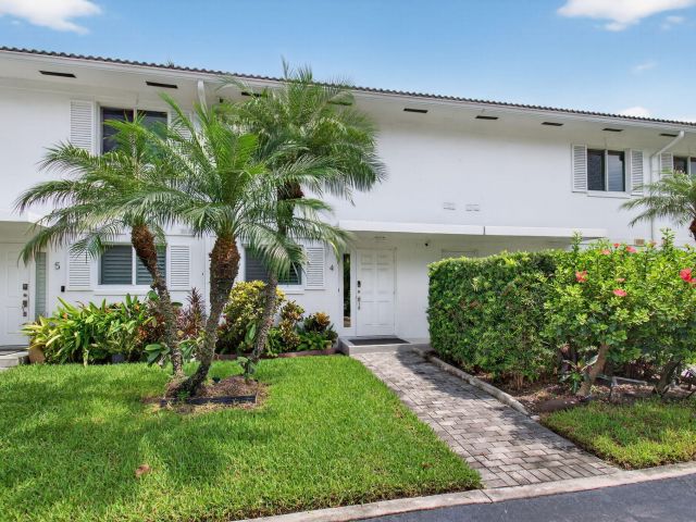 Home for rent at 130 Andrews Avenue W 4 - photo 6532756