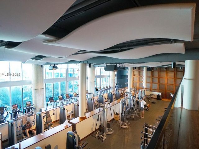 Apartment for rent  Unit #710 - photo 6481779