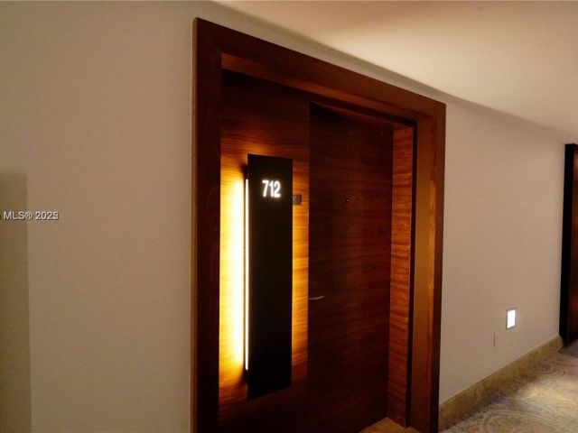 Apartment for rent  Unit #710 - photo 6481781