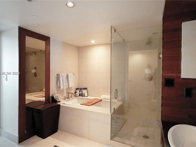 Apartment for rent  Unit #710 - photo 6481787