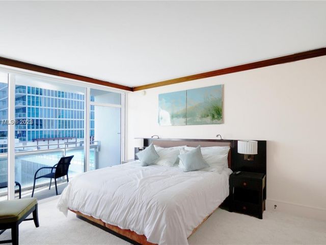 Apartment for rent  Unit #710 - photo 6481797