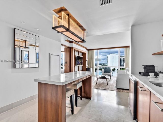 Apartment for rent  Unit #818 - photo 6481773