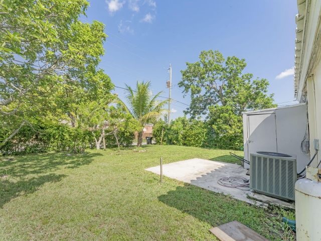 Home for sale at 17570 NE 19th Avenue - photo 6467530