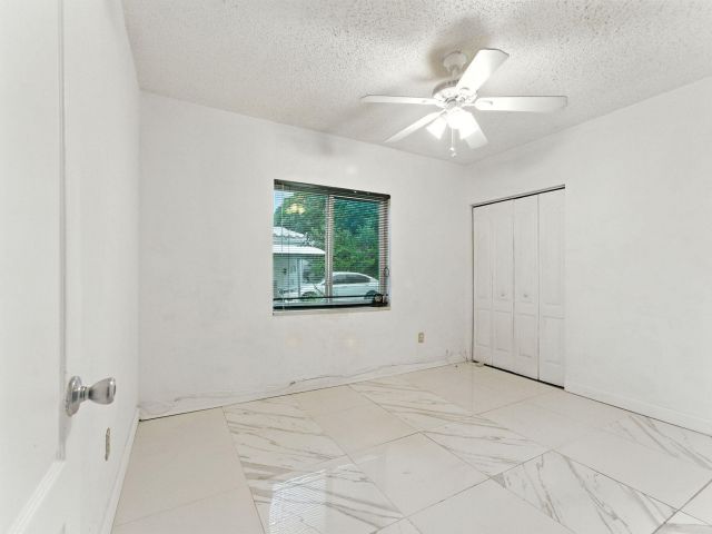 Home for sale at 17570 NE 19th Avenue - photo 6467535