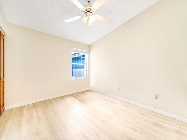 Home for rent at 892 E Jeffery Street - photo 6535372