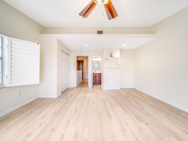 Home for rent at 892 E Jeffery Street - photo 6535378