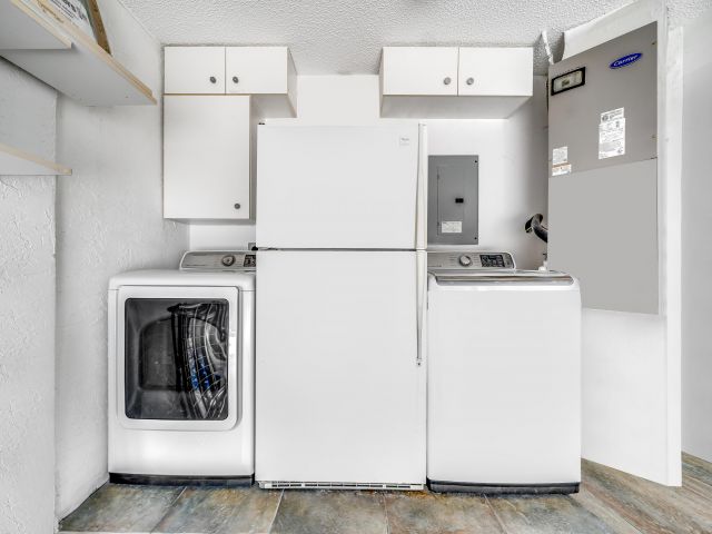 Home for rent at 892 E Jeffery Street - photo 6535383