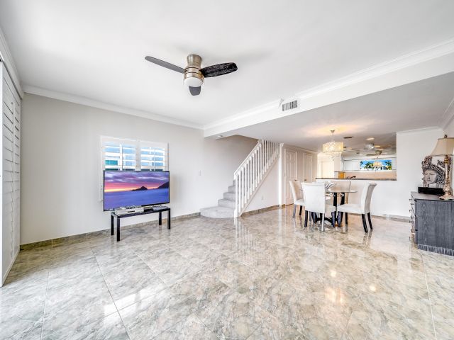 Home for rent at 892 E Jeffery Street - photo 6535385