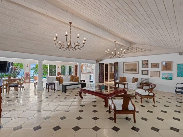 Home for rent at 7500 S Flagler Drive - photo 6506823