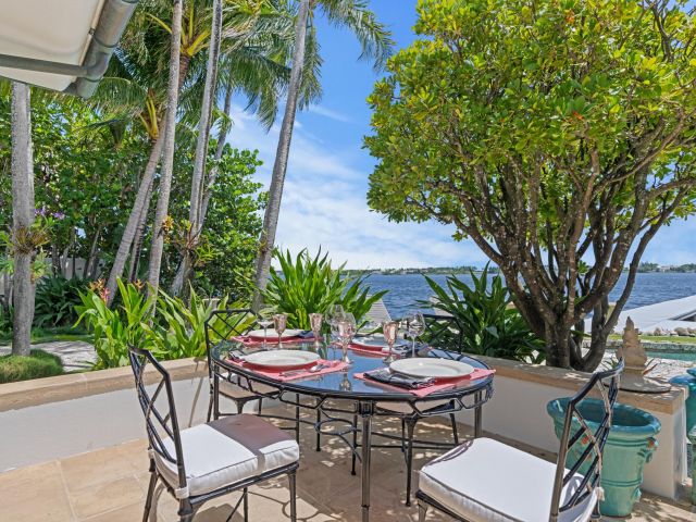 Home for rent at 7500 S Flagler Drive - photo 6506824